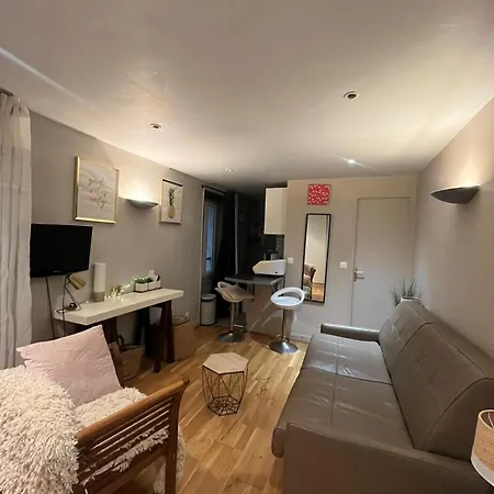 Charming Studio In The Heart Of *